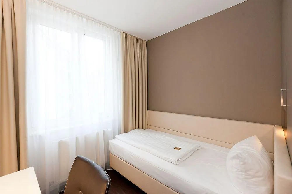 Manhattan Hotel Frankfurt am Main 4*,  Tyskland